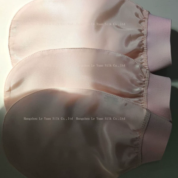 Light pink + light pink elastic