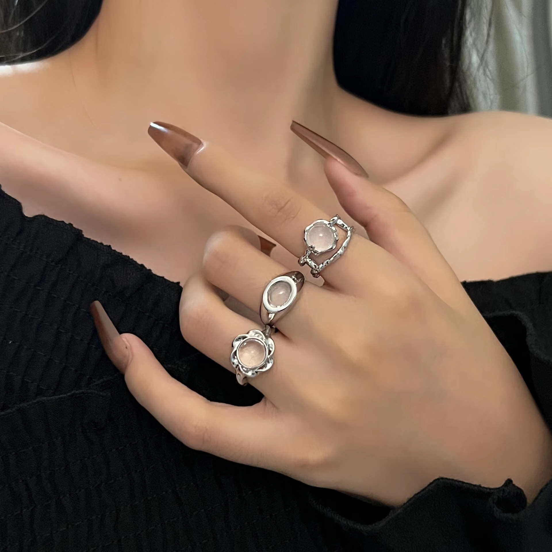 Small design fashionable stone inlay