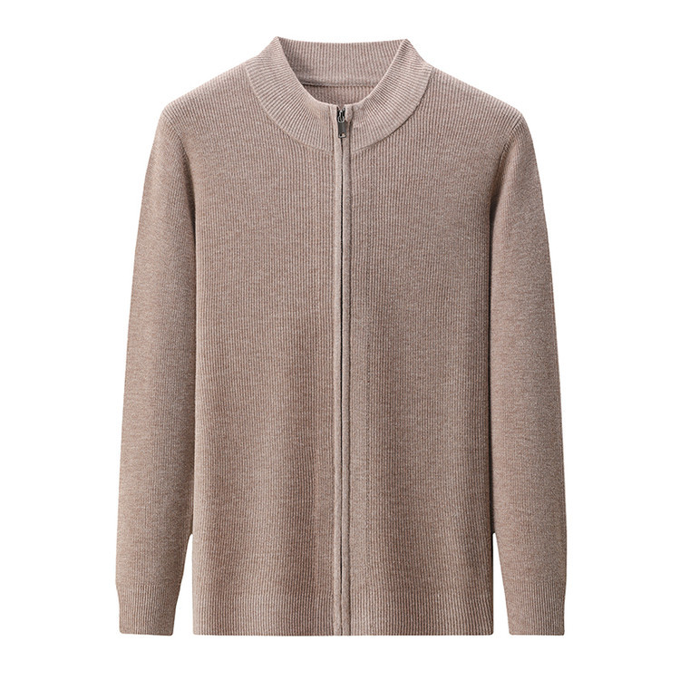 2025 nuevo cardián de cuello medio alto de color sólido tira gruesa jersey abrigo de invierno y otoño hombre suéter de lana casual