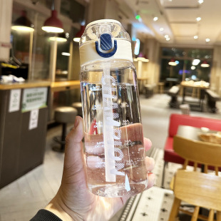 ����ˮ�����̶�Ů���ЋD���ϱ��͟���˲�©ˮ��ͯС�W�����ñ���