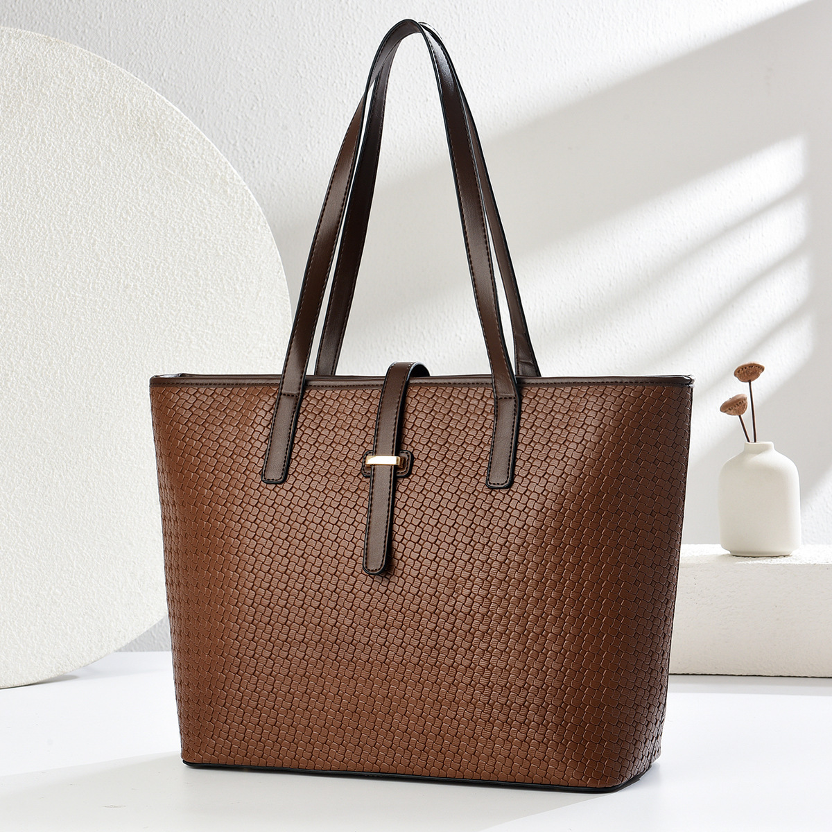 Bolsa retro 2025, nuevo tipo de bolso de hombro de gran capacidad de verano, mochila de viaje, totebag
