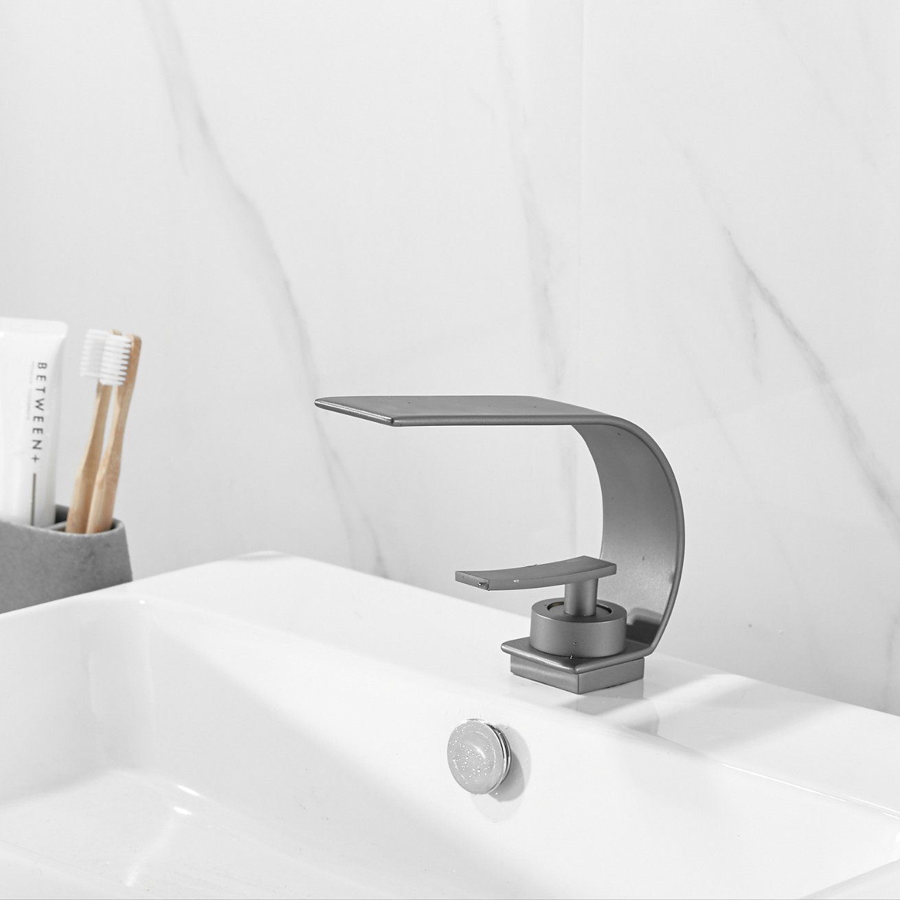 Cascada Bay Gun Gris