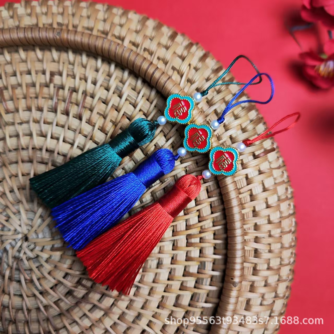 four-leaf clover tassel festive small hanging tassel tassel pendant bookmark u disk phone case fimbrilla ornaments