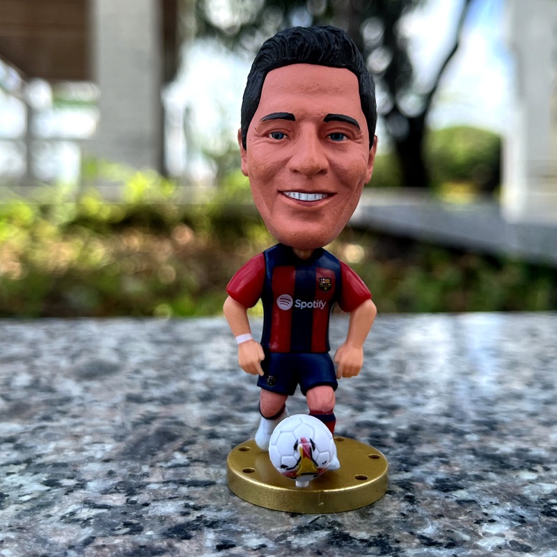 Jugador estrella Benzemahaland Vinicius C Ronaldo Messi Naymar Doll Mbappé Doll