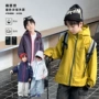 连帽保暖儿童撞色冲锋衣