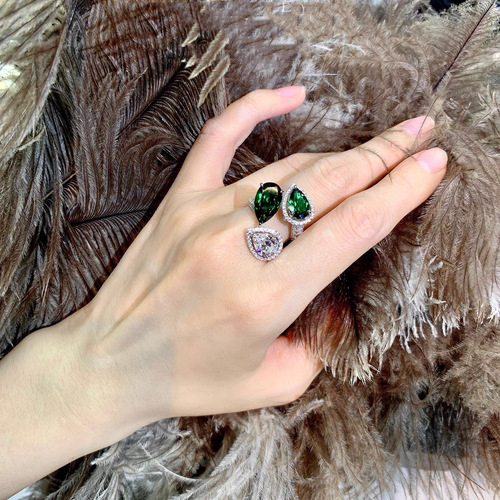Fashion rings for women girlsgreen emeralds zircon diamond ring female opening adjustable light much cold wind
