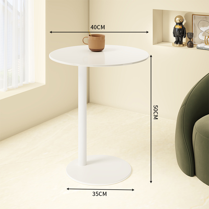 라운드-퓨어 화이트-노멀 스타일