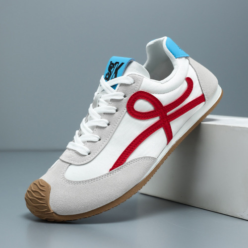 Spring New Men's Casual Retro Sports Board Shoes Lightweight Soft Sole AGM Breathable Matchable White Men's Shoes