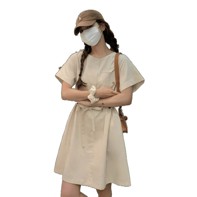 夏の女性用オフホワイトカジュアルワークウェアドレス、小柄な人向け、軽い高級感、ウエストを細くし、肉感をカバーし、スリムに見せるスカート|undefined