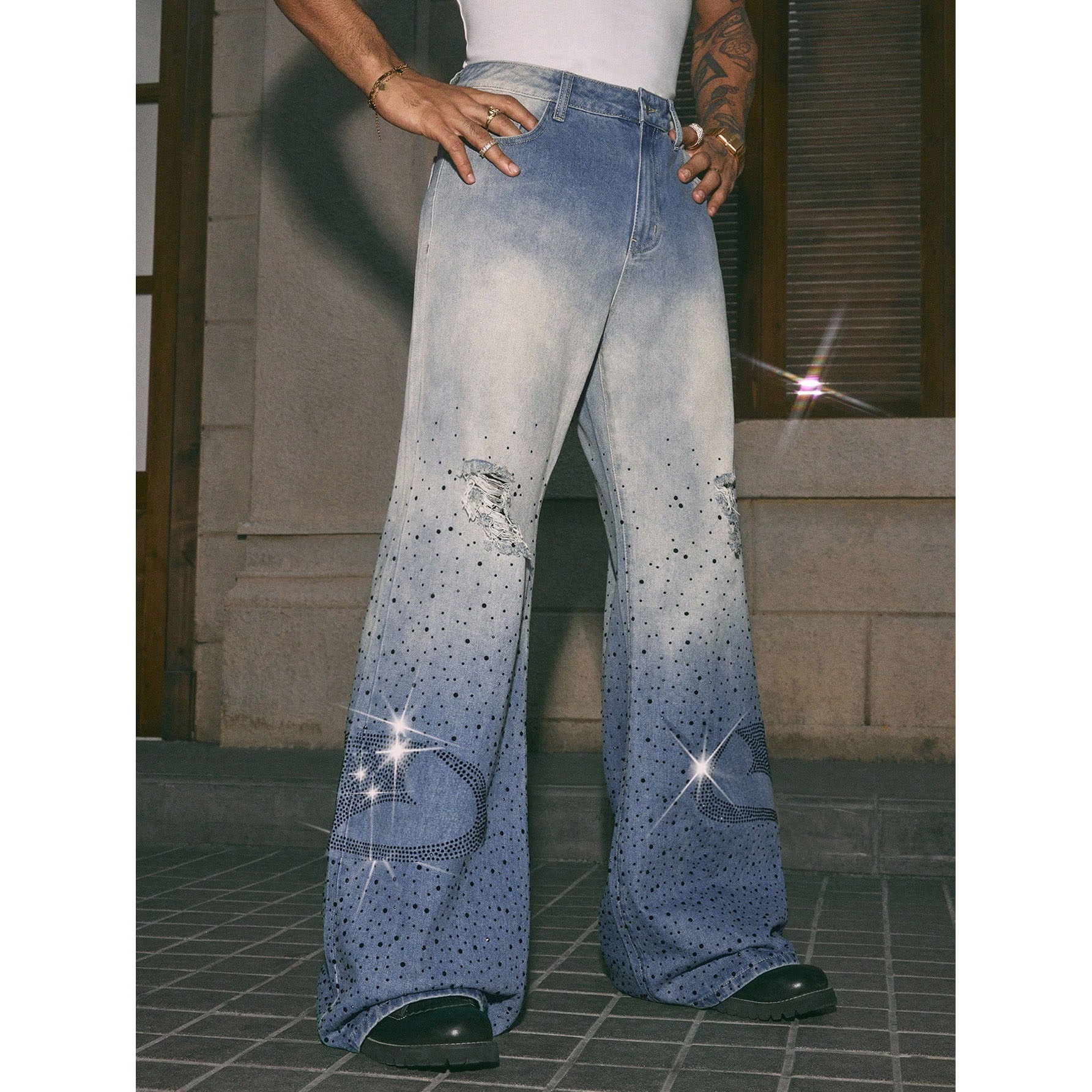 Pantalones vaqueros acampanados con pedrería para hombre, nueva colección primavera/verano, tiro medio, corte recto, color azul, algodón con ligero estiramiento, cierre de cremallera._voghion.com