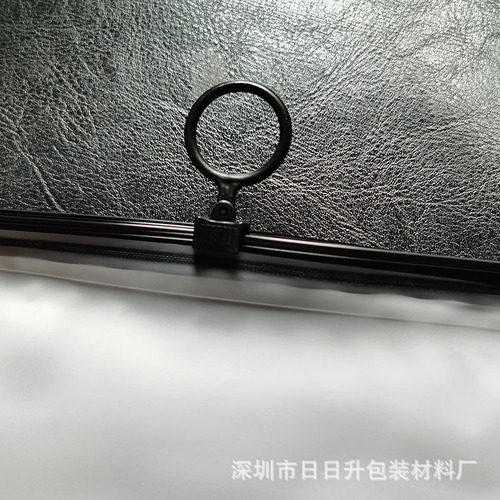 CPE frosted horizontal version black pull-tab garment bag Sports bra self-sealing clothing pull-tab zipper bag can be printed with logo