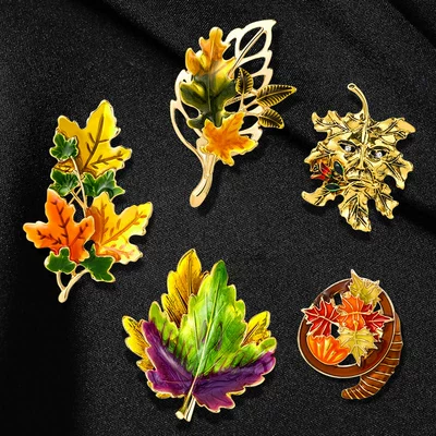 Hot Retro Red Maple Leaf Brooch Alloy Enamel Oil Dropping Three-dimensional Temperament Clothes Decorative Pin Corsage Spot