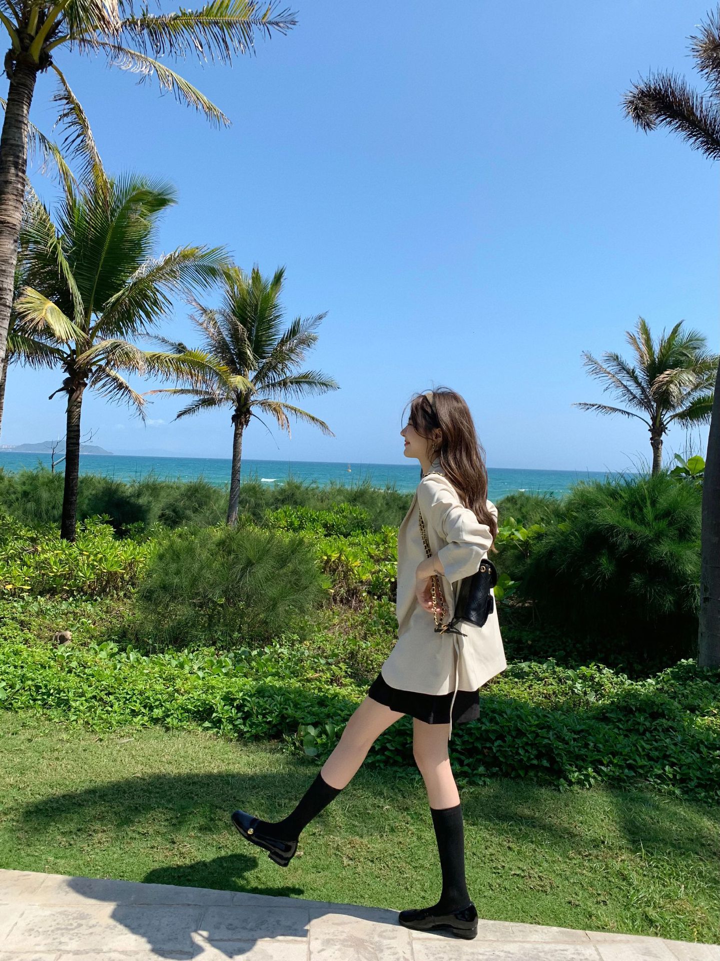 73d2712agy1gz7o76nknej228n2zje