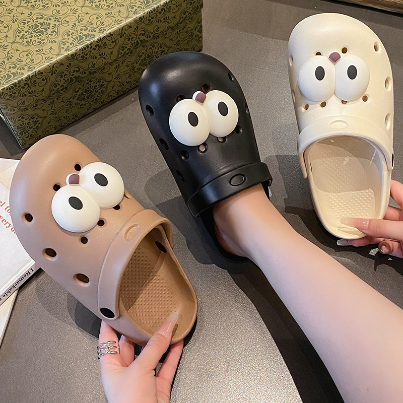 EVA anti-slip women's hole shoes men's sandals and slippers casual water world beach shoes super night market wholesale