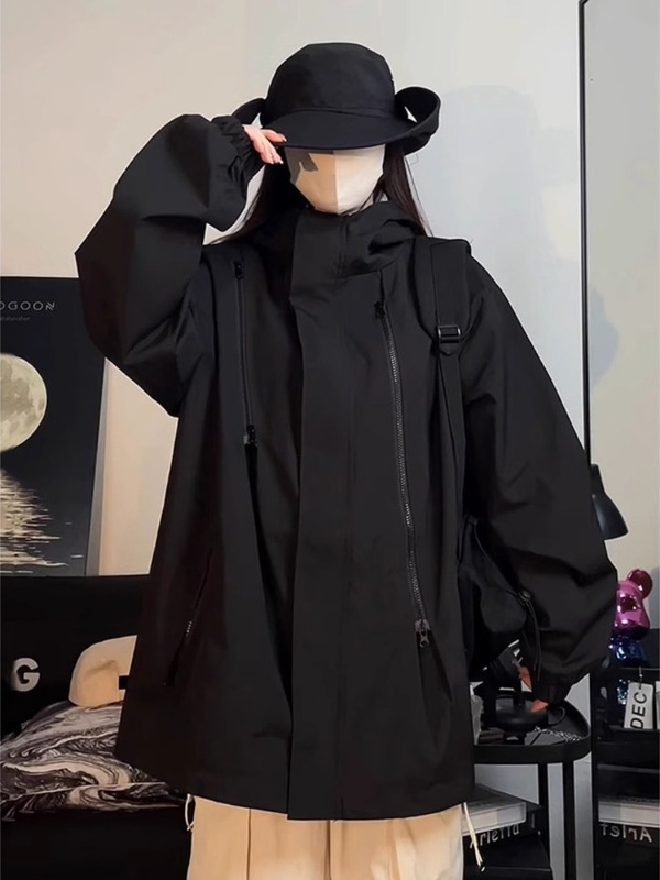 Black Soft Shell Jacket for Women, Autumn Waterproof and Windproof Outdoor Mountaineering Jacket, American Functional Style Work Jacket