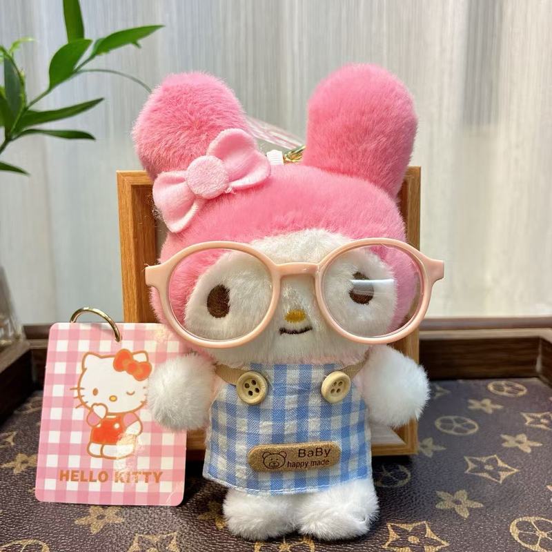 小厨娘库洛米三丽欧钥匙扣眼镜创意凯特猫美乐蒂毛绒公仔书包挂饰|undefined