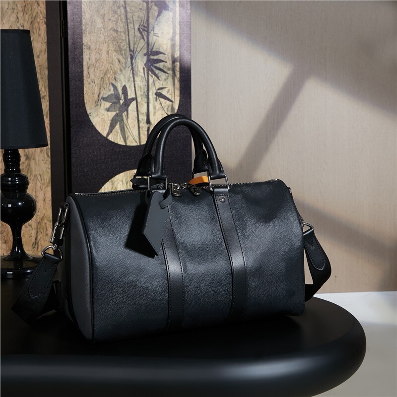 M&Lv Cross-Border Classic Monogram Black Warrior Keepall35 Men's Shoulder Crossbody Bag Handbag M&Lv Cross-Border Classic Monogram Black Warrior Keepall35 Men's Shoulder Crossbody Bag Handbag