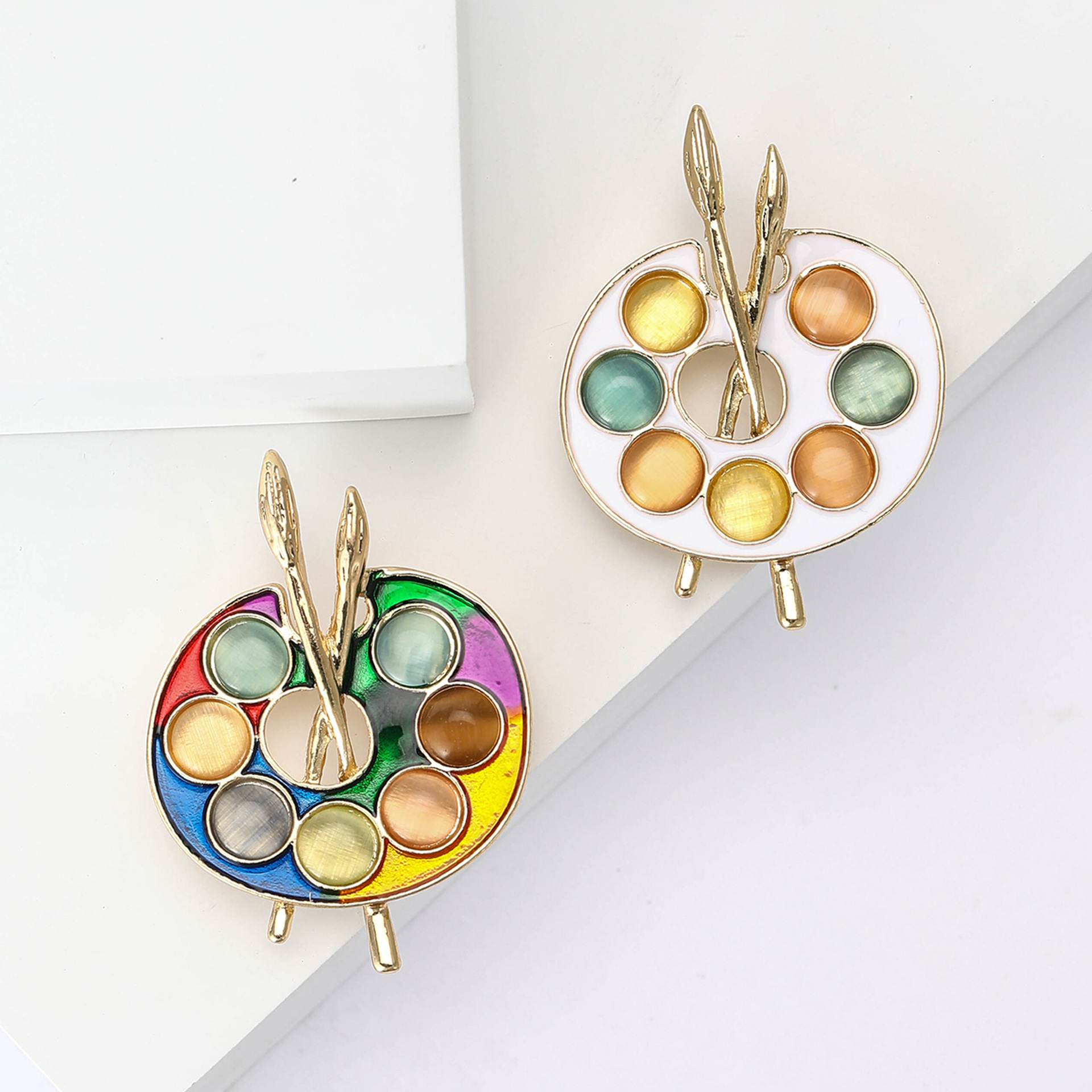 14g Weight Brooches Classification Retro Pin Palette Alloy Enamel Women's Brooches
