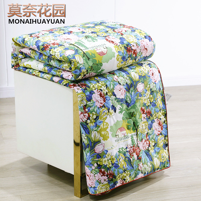 Factory wholesale silk quilt silk printed silk quilt warm winter quilt spring and autumn quilt brand