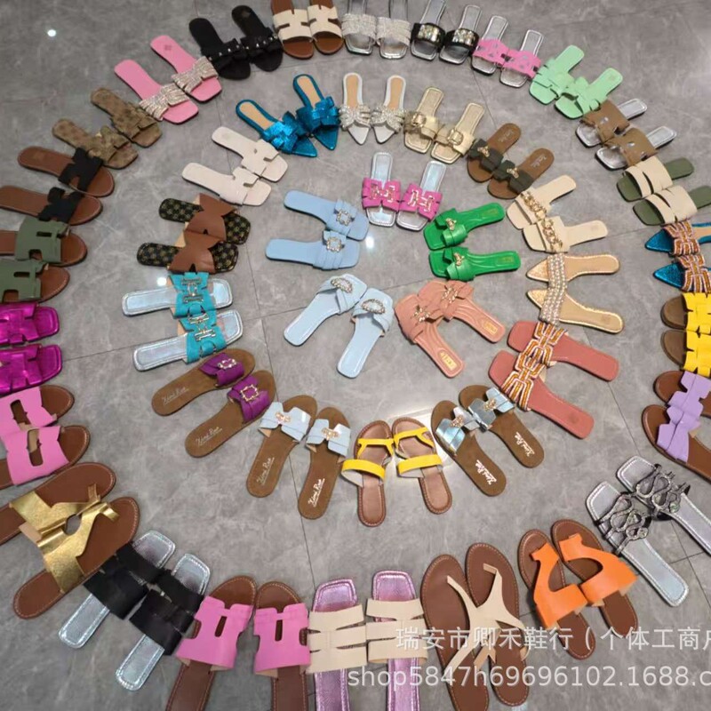 In Stock Cross-Border Trade Large Size Outdoor Slippers Simple Casual Flat Sandals Versatile Open-Toe Women's Quick-Drying Lightweight