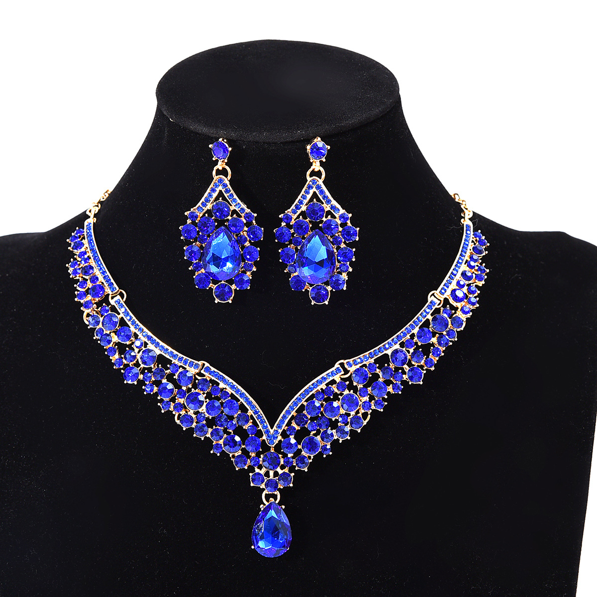 Ensemble collier et boucles d'oreilles pendentif exagérés, style rétro européen et américain, orné de pierres précieuses en cristal, chaîne ras du cou pour femme._voghion.com