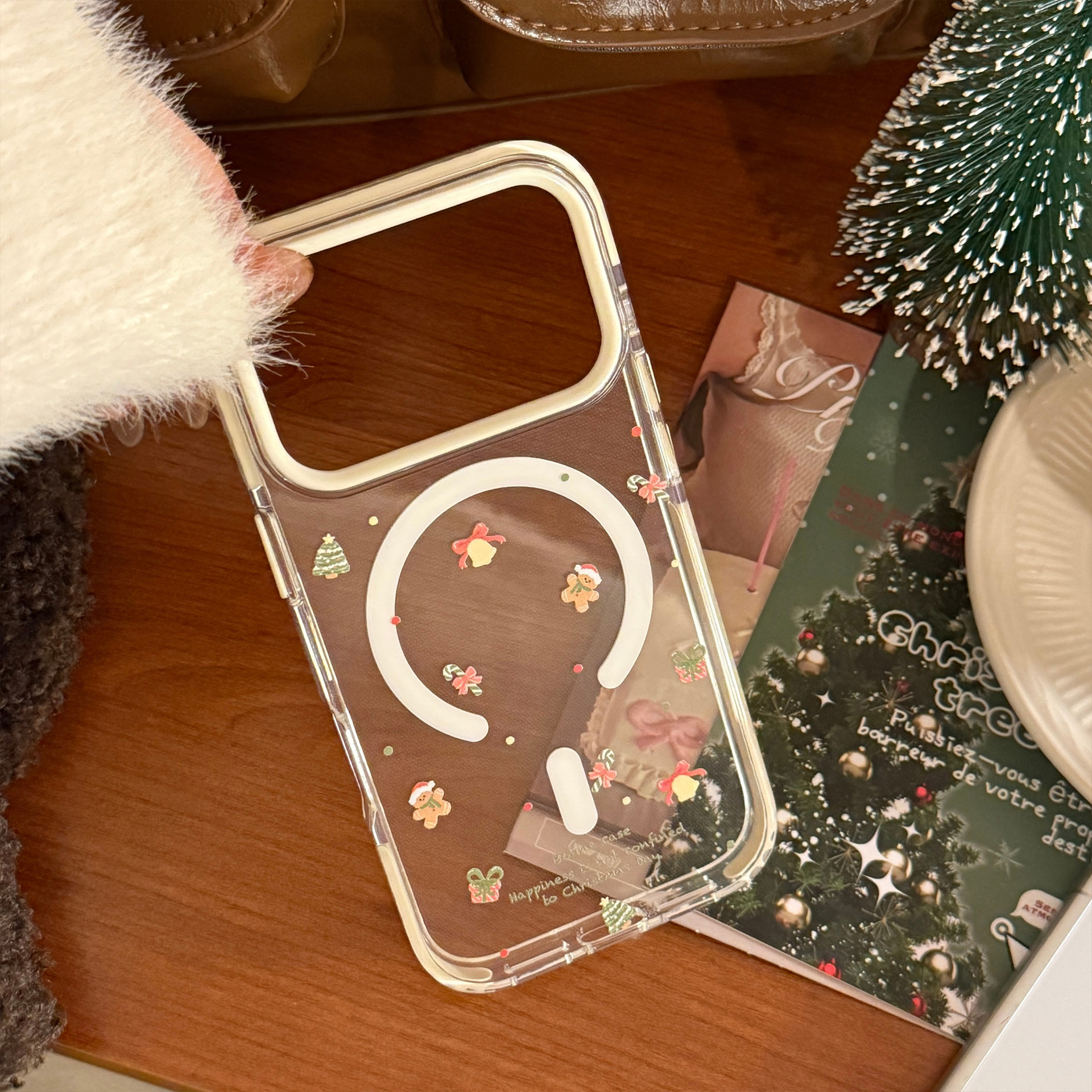 Magnetic Protective Phone Case For Iphone With Christmas Wreath_voghion.com