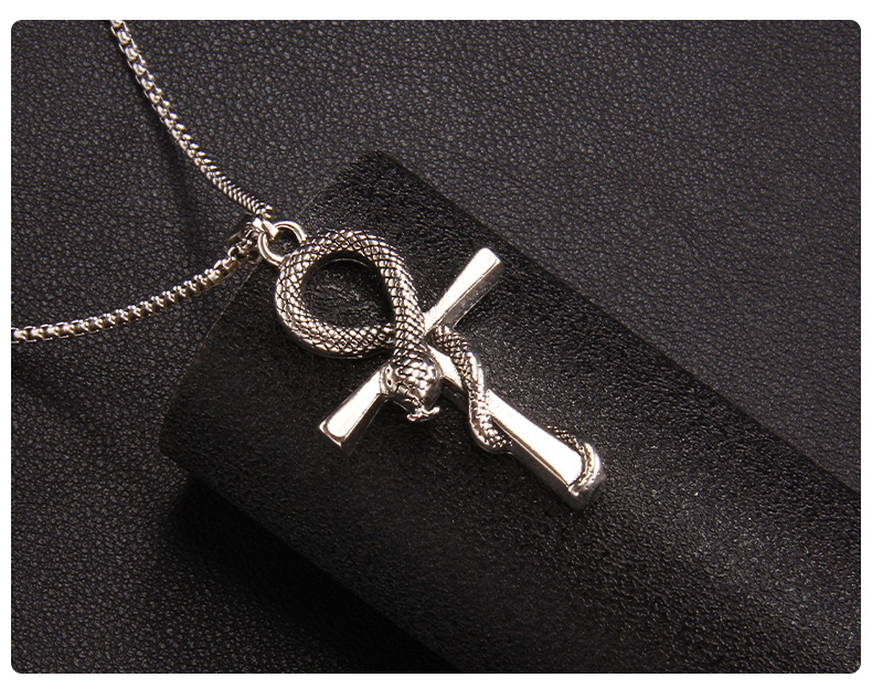 201 Stainless Steel Material Fashion Snake Stainless Steel Plating Pendant Necklace 1 Piece
