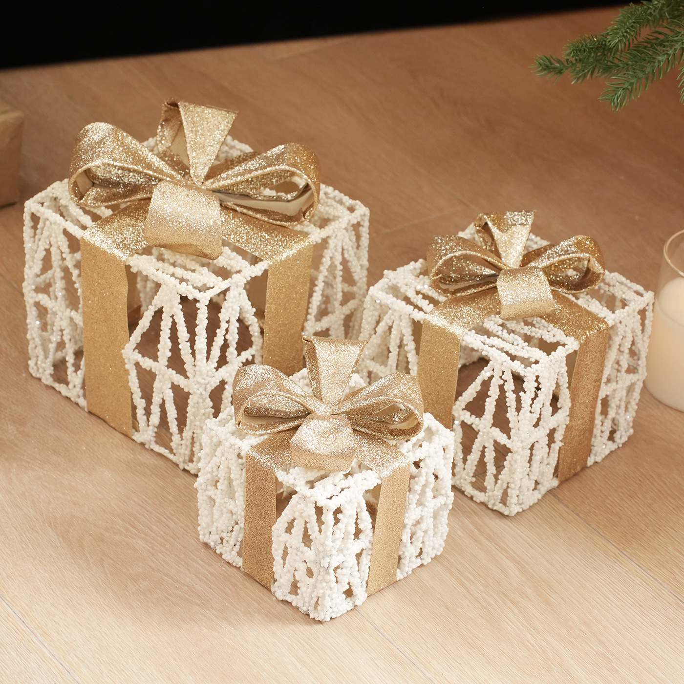 Caja de regalos de caña de Navidad caja de regalos de hierro forjado caja vacía decoración de pinos decoración de decoración de tres piezas set