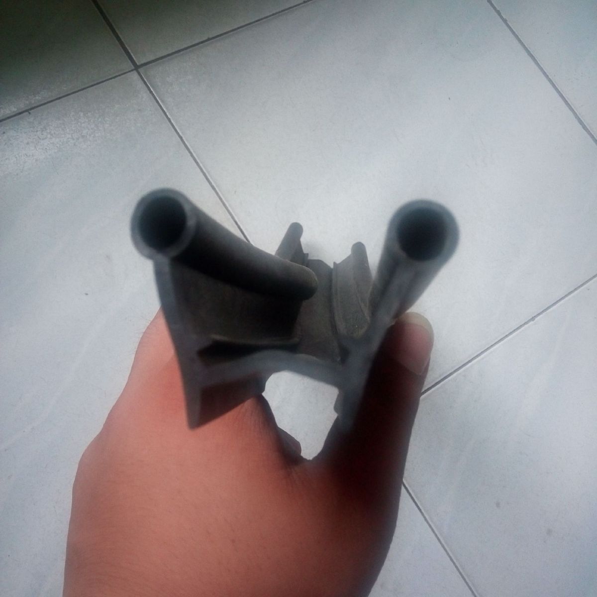 厂家供应三元乙丙橡防水橡胶密封条门底汽车门窗橡胶密