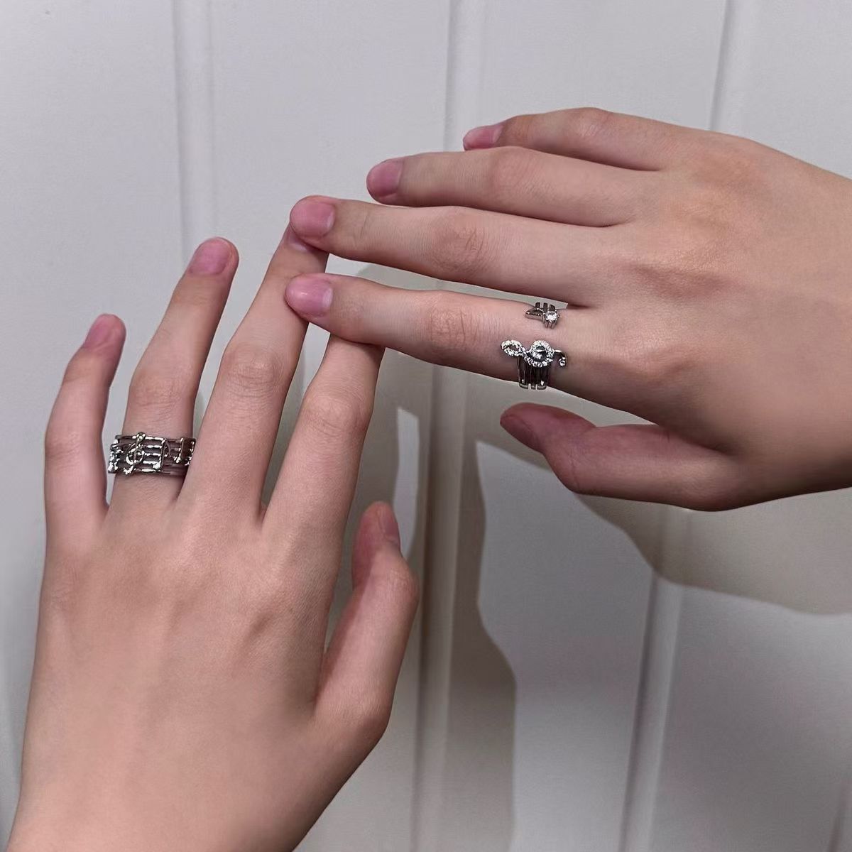 fashionable universal design one size ring