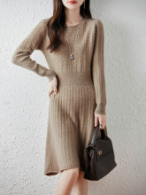 法式羊毛针织连衣裙25秋冬圆领麻花配大衣气质收腰打底内搭毛衣裙