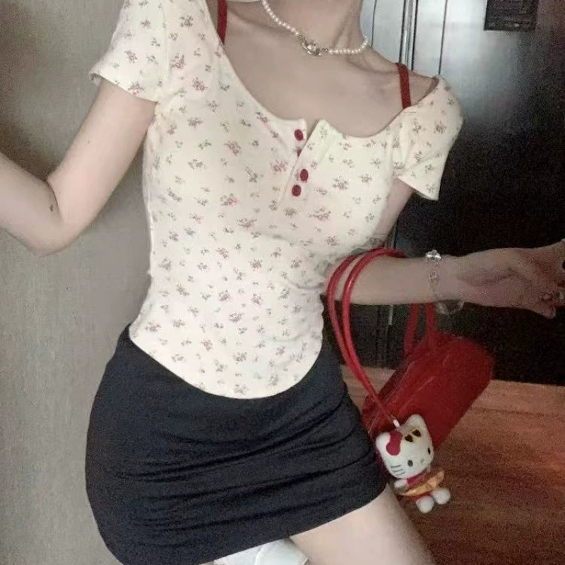 Чистая корейская горячая девушка сломала цветок с полуоткрытым воротником с короткими рукавами футболка женская летняя стройная короткая модель с открытой спиной