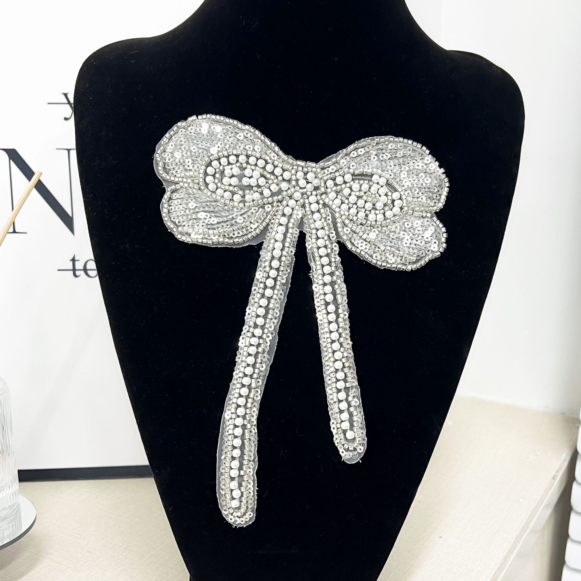Inventario bordado cuentas arco sequillas flores tocado ropa infantil ropa de baile ropa accesorios de decoración image 3