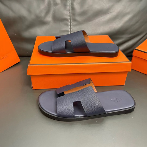 Lightweight and Comfortable Thin-Soled Men's Slippers from High-End H Brand, European and American Fashion, Beach Flat Slippers for Wholesale