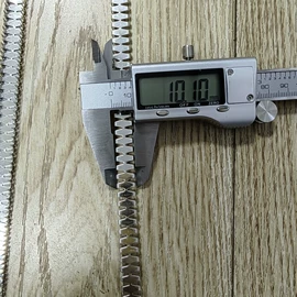 其他制鞋机械;皮革加工;鞋机配件