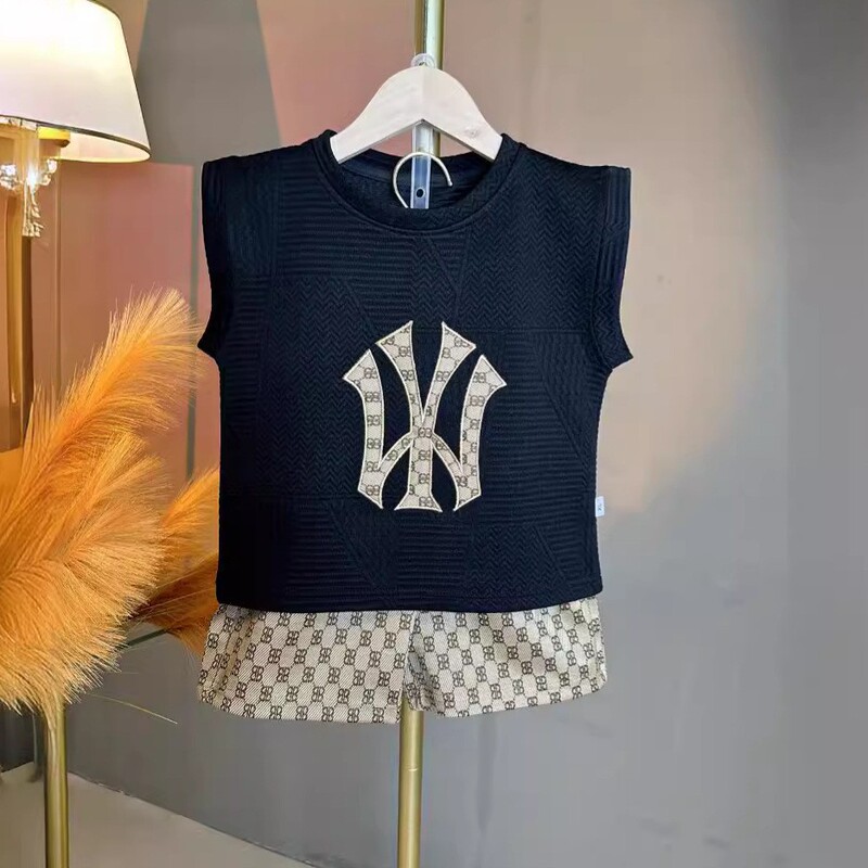 クロスボーダー子供服【刺繍モデル】男の子ベストスーツ新しい子供ネットセレブ服子供クールでハンサムな夏服|undefined