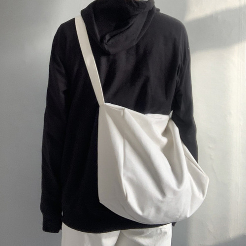 New black lazy style canvas bag crossbody male and female students large capacity simple and versatile canvas bag