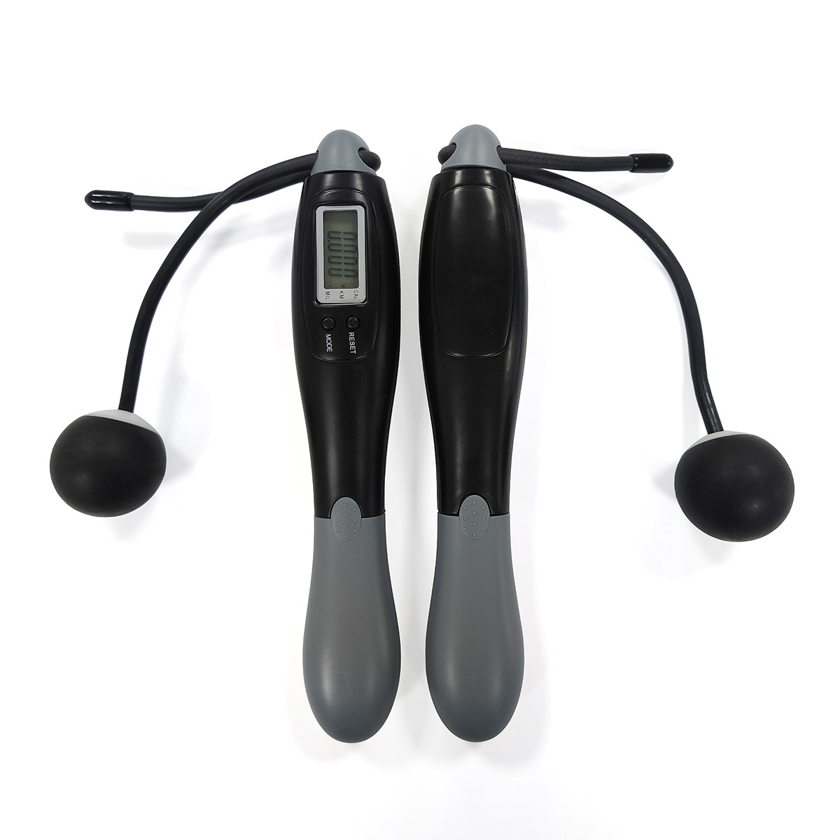 회색과 검은색 밧줄 + 공