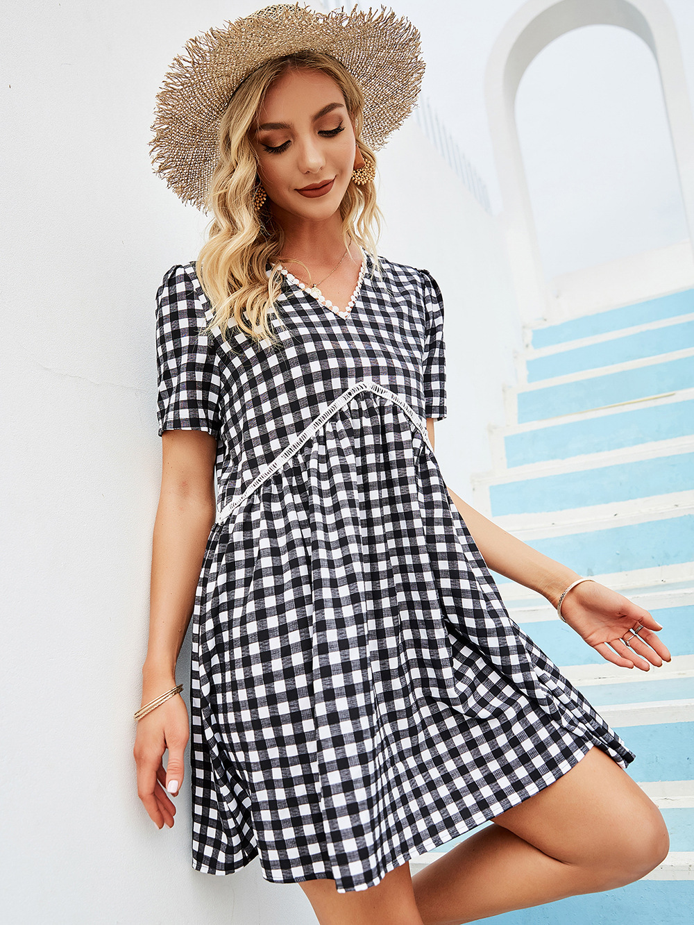 splicing V-neck black plaid dress NSDF51649