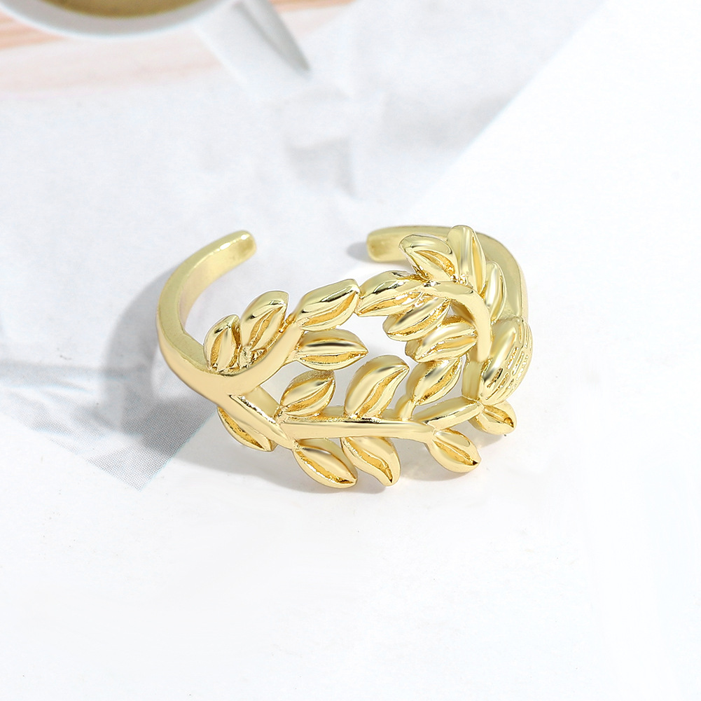 Fashion Simple Copper Leaf Opening Ring display picture 2