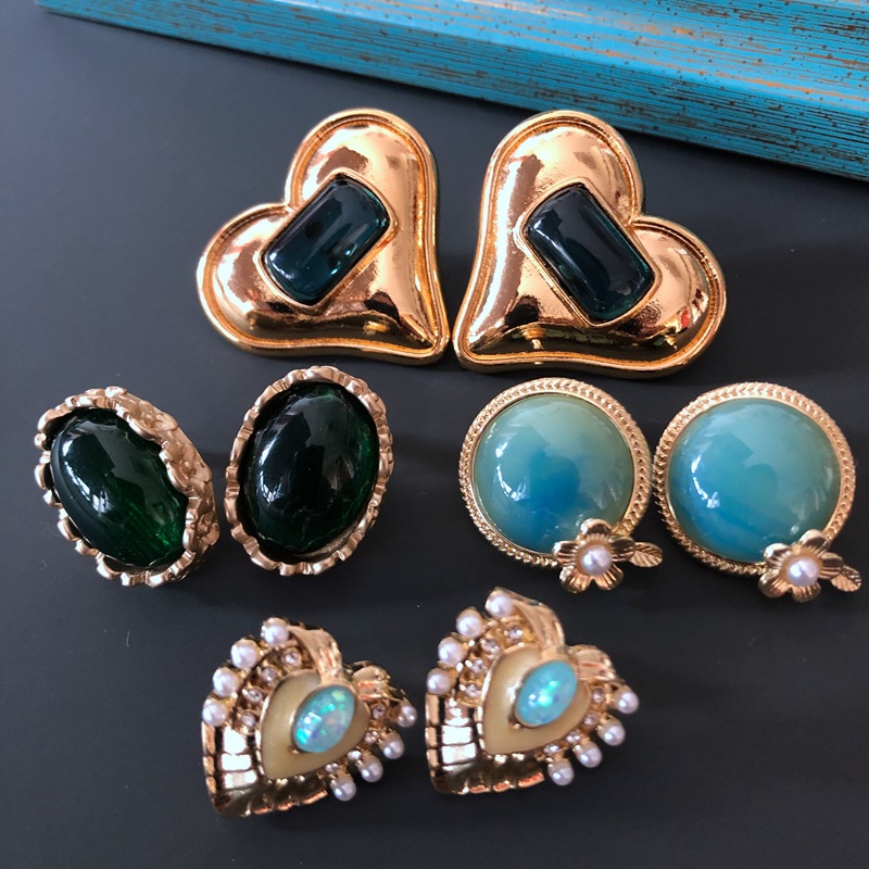 Vente En Gros Bijoux Rétro Boucles D&#39;oreilles En Pierres Précieuses Bleues Vertes Nihaojewelry display picture 10