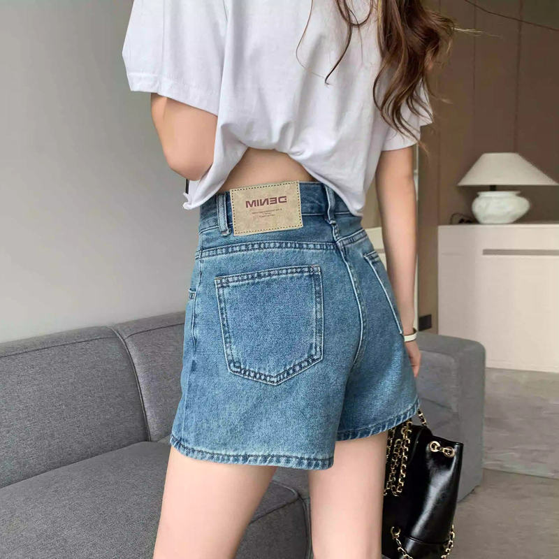 European-Style Four-Way Stretch Denim Shorts for Women, 2026 Summer New Korean Version Versatile A-Line Slimming Wide-Leg Hot Pants