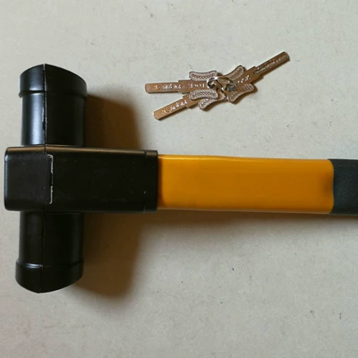 Car lock lock Head anti-theft lock semi-automatic