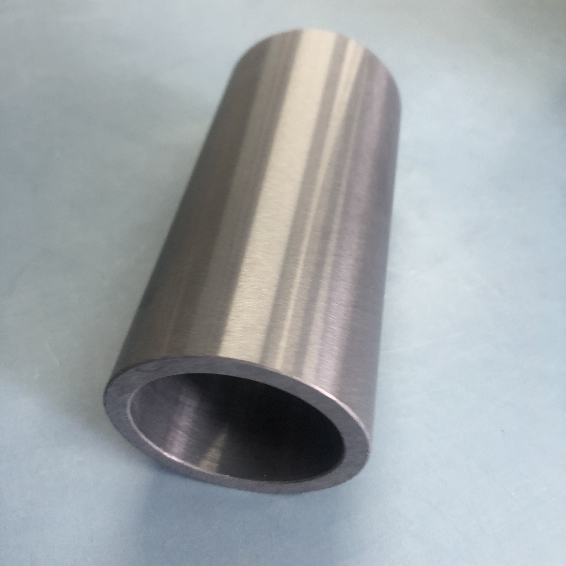 气压烧结高纯氮化硅陶瓷套管 耐磨氮化硅陶瓷轴套 工厂发货