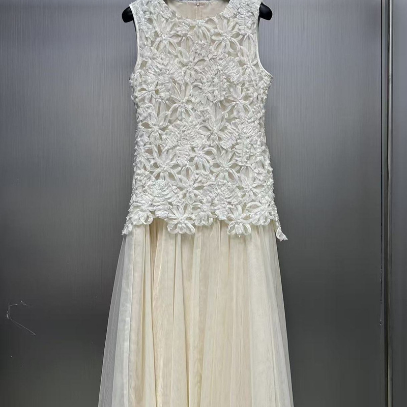 2026 Summer French Socialite Style Round Neck Three-Dimensional Brocade Spiral Mesh Splicing Skirt Slim Fit Sleeveless Dress 2026 Summer French Socialite Style Round Neck Three-Dimensional Brocade Spiral Mesh Splicing Skirt Slim Fit Sleeveless Dress