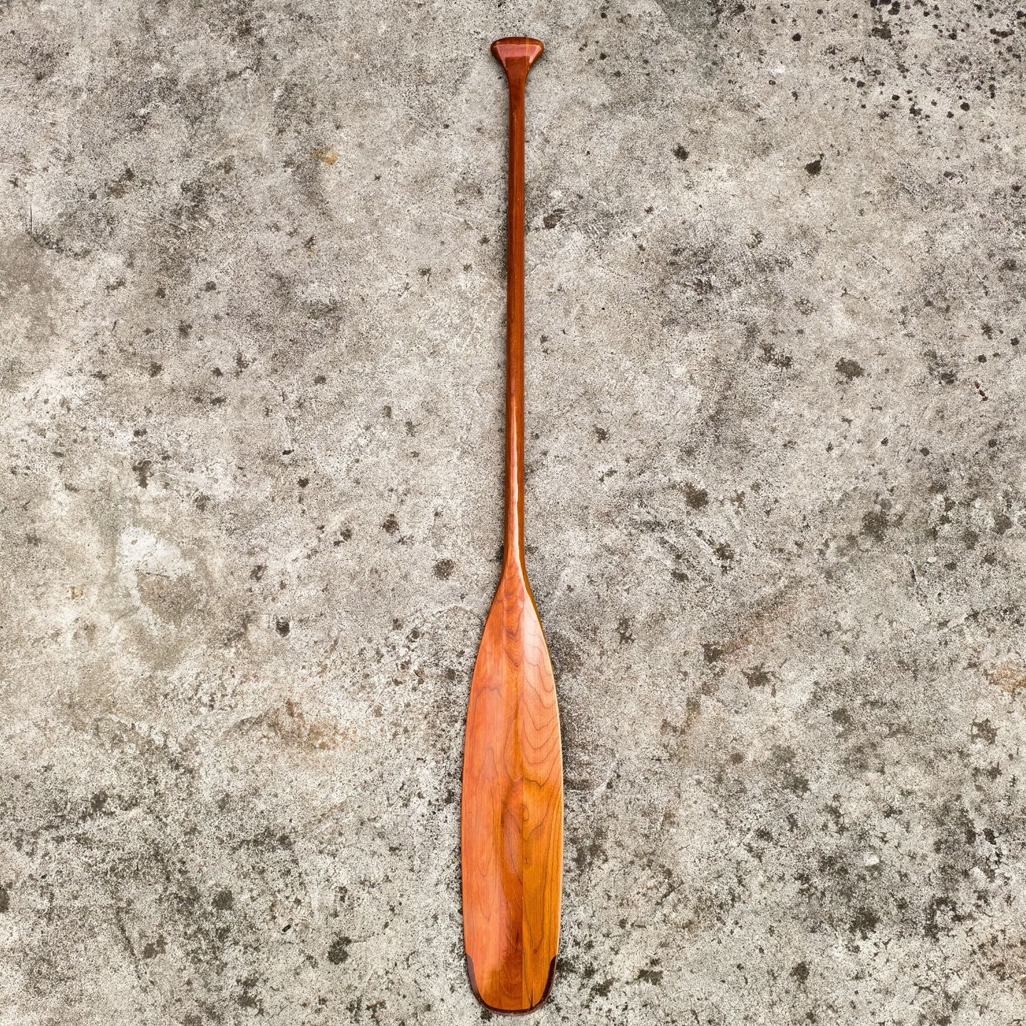 Solid Color Olive Wood Beaver Tail Canoe Paddle Custom-Made 145cm Paddle Canadian Paddle Solid Wood