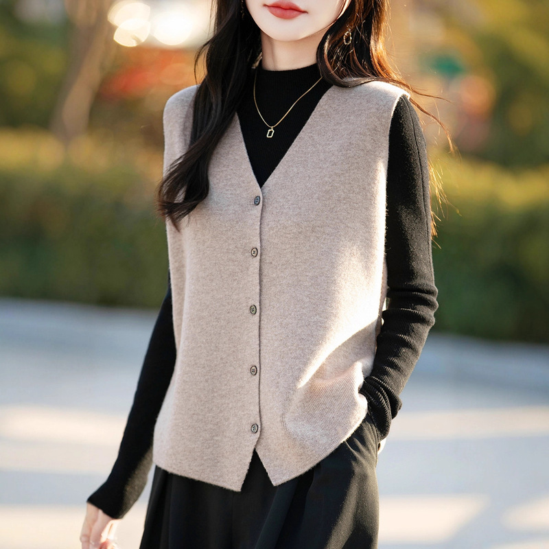 100% Pure Wool Sweater Vest Cardigan Women's V Neck Pure Color Sleeveless Sweater Vest Loose Cashmere Sweater Vest Top