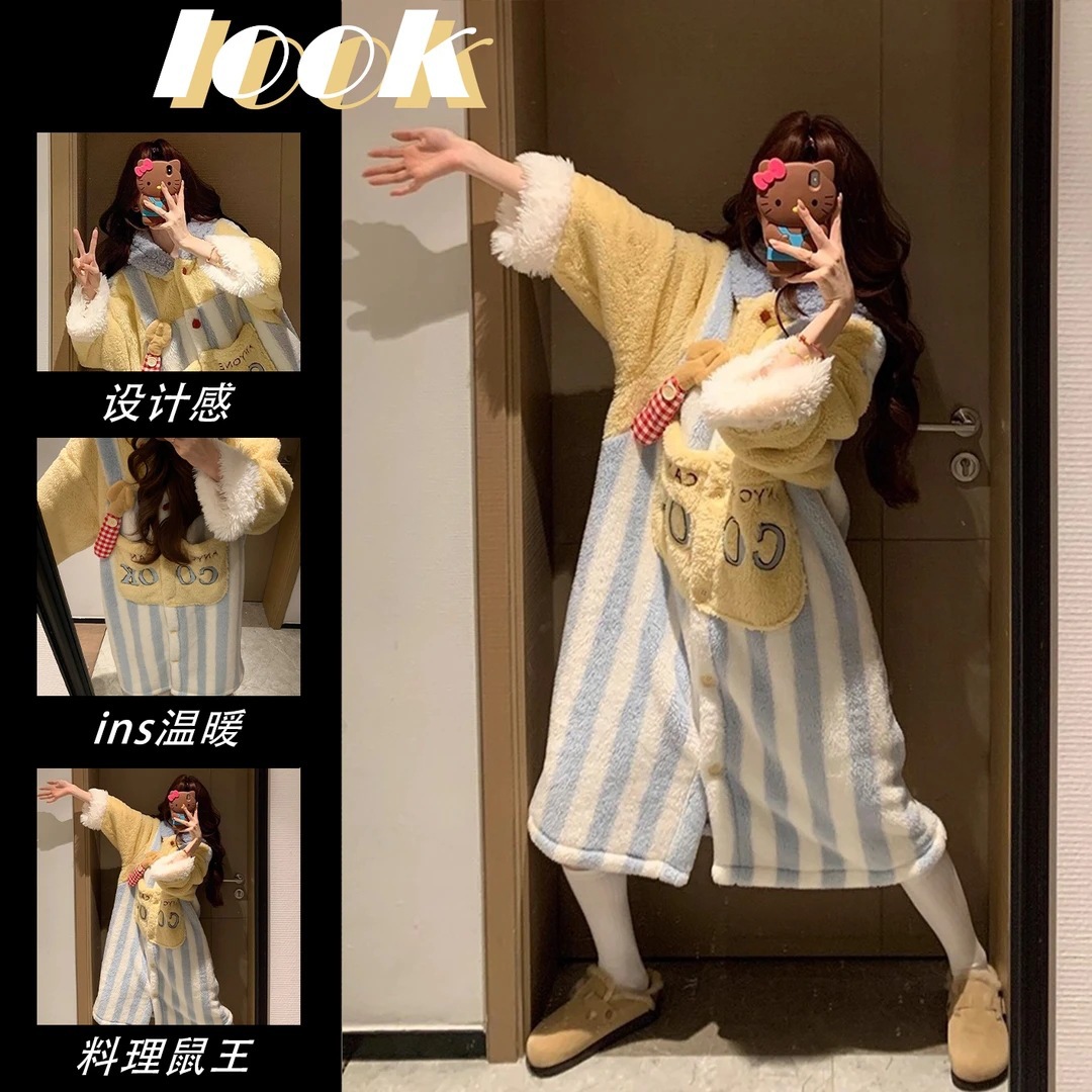 可爱料鼠王睡袍女款秋冬季新款珊瑚绒加绒大码宽松连帽睡衣家居服