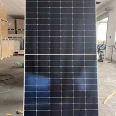 Chint A グレード 540W-550W ソーラーパネル ダブルガラス両面太陽光発電パネルは、産業用および商業用に適しています。