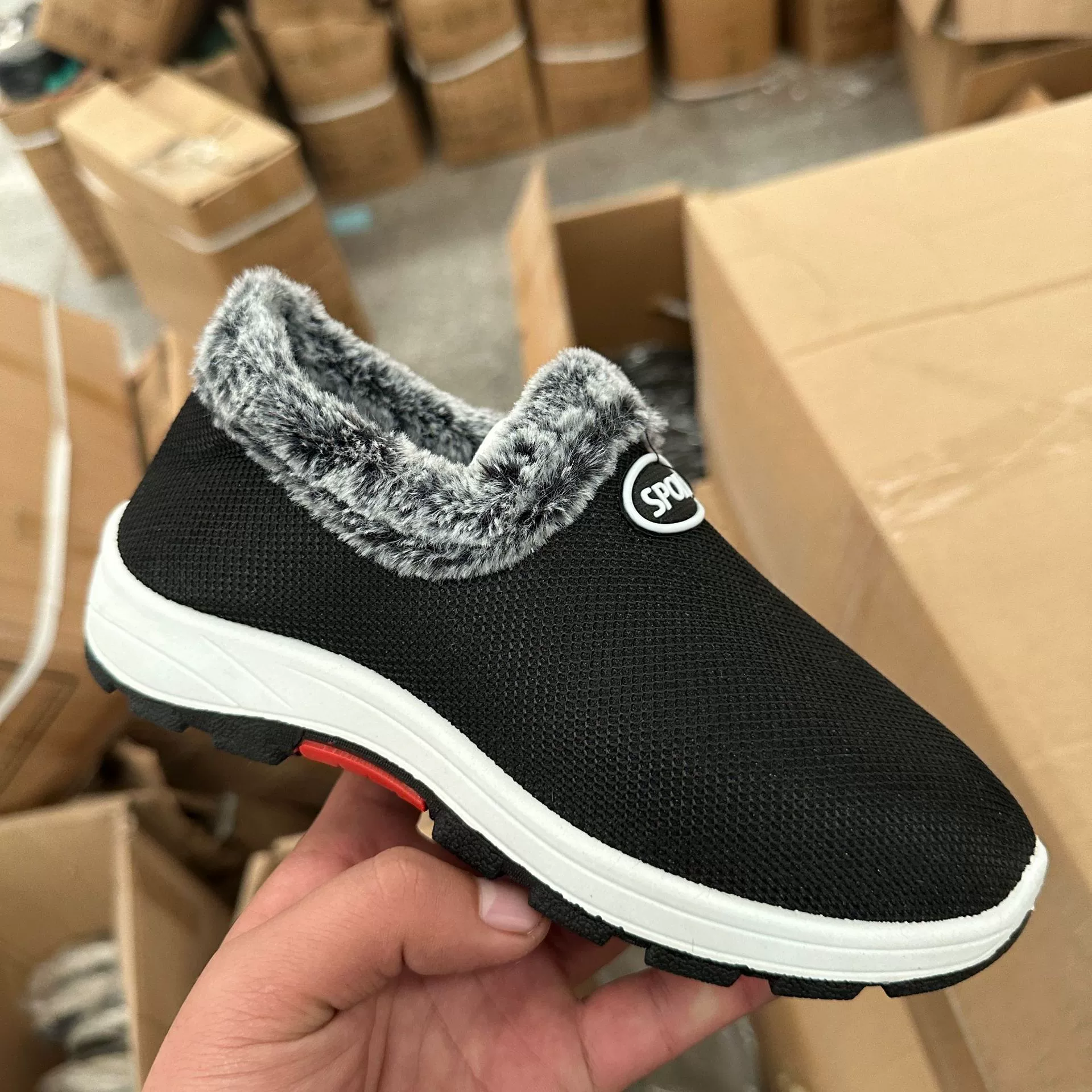 Зимние обувь на вспененной стельке Slip-On для мам, теплые обувь для прогулок внутри и снаружи, Розовый/Чёрный, размеры 36-40
